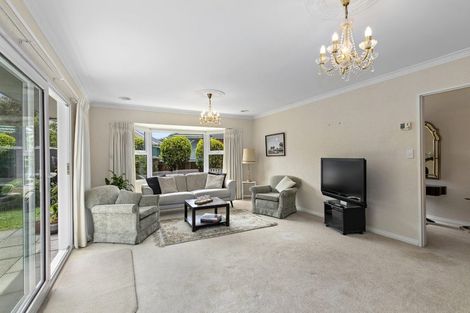 Photo of property in 31b Wai-iti Crescent, Woburn, Lower Hutt, 5010