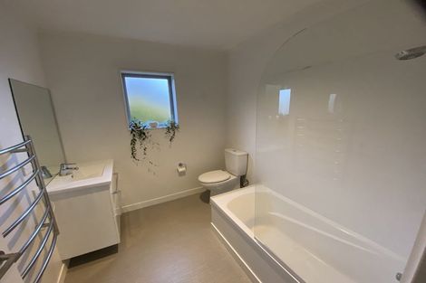 Photo of property in 8u4 Middleton Road, Johnsonville, Wellington, 6037
