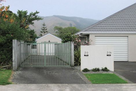 Photo of property in 20a Ngaio Road, Waikanae, 5036