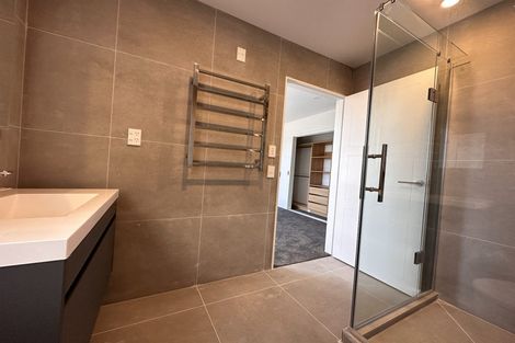 Photo of property in 10 Ware Place, Pakuranga Heights, Auckland, 2010