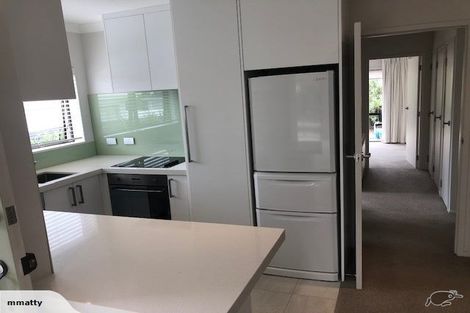 Photo of property in 6a Ursula Place, Half Moon Bay, Auckland, 2012