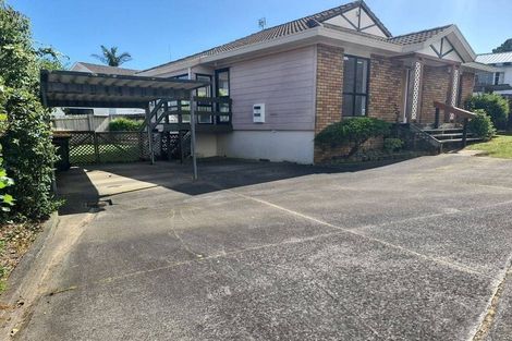Photo of property in 1/26 De Quincey Terrace, Highland Park, Auckland, 2010