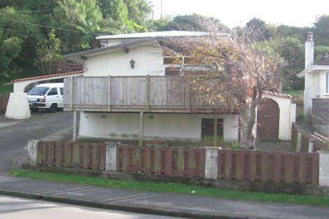 Photo of property in 80 Broderick Road, Johnsonville, Wellington, 6037