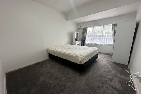 Photo of property in 124 Randwick Road, Moera, Lower Hutt, 5010