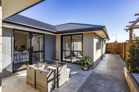 Photo of property in 14 Northmoor Boulevard, Rolleston, 7615