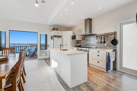 Photo of property in 487 Hibiscus Coast Highway, Orewa, 0931