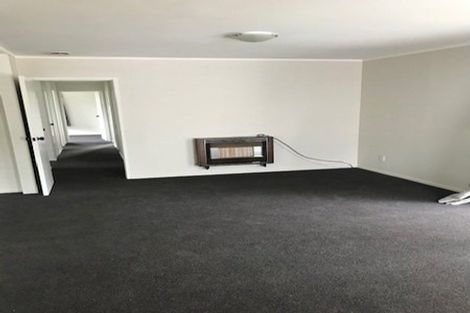 Photo of property in 43 Gilbass Avenue, Hamilton Lake, Hamilton, 3204