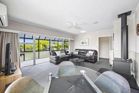 Photo of property in 2/54 Luton Avenue, Sunnyhills, Auckland, 2010
