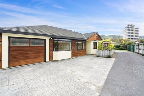Photo of property in 2/20 De Menech Grove, Avalon, Lower Hutt, 5011