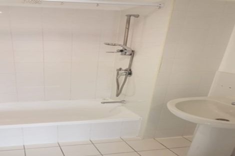 Photo of property in 5j/18 Ronwood Avenue, Manukau, Auckland, 2104