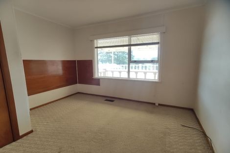 Photo of property in 17 Matipo Road, Te Atatu Peninsula, Auckland, 0610
