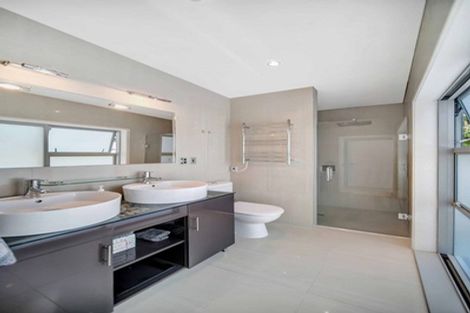 Photo of property in 269 Kaipara Road, Papakura, 2582