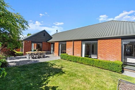 Photo of property in 50 Apsley Drive, Avonhead, Christchurch, 8042