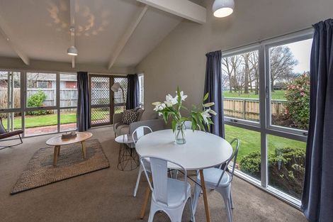 Photo of property in 1/59 Maidstone Road, Ilam, Christchurch, 8041