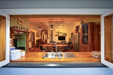 Photo of property in 98 Taonui Road, Aorangi, Feilding, 4775