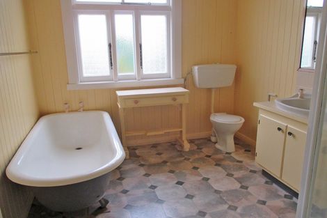 Photo of property in 23 Langston Avenue, Palmerston North, 4414