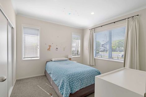 Photo of property in 37 Cape Cod Drive, Gulf Harbour, Whangaparaoa, 0930