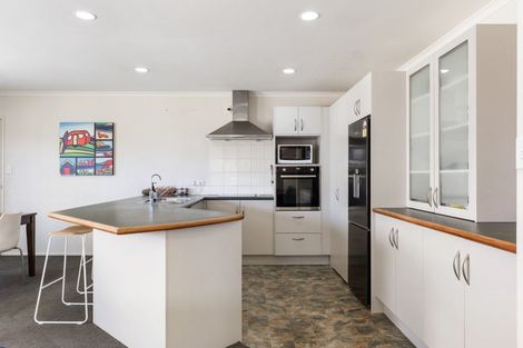 Photo of property in 11 Sarah Place, Papamoa Beach, Papamoa, 3118