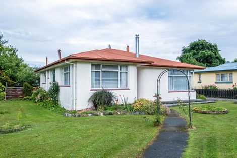 Photo of property in 1 Regent Street, Waimate, 7924