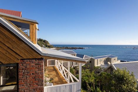 Photo of property in 2b Happy Valley Road, Owhiro Bay, Wellington, 6023