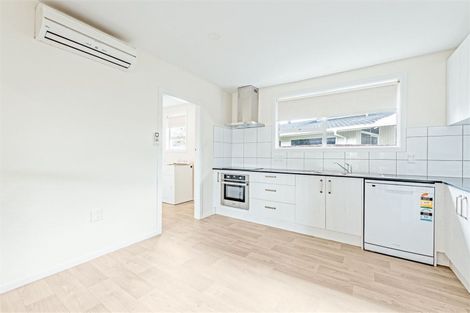 Photo of property in 5 Archdall Place, Avonhead, Christchurch, 8042