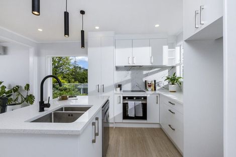 Photo of property in 29 Castleton Street, Birkdale, Auckland, 0626