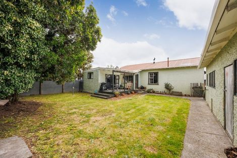 Photo of property in 28 Titoki Street, Palmerston North, 4414