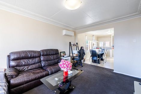 Photo of property in 21 Melbourne Street, South Dunedin, Dunedin, 9012