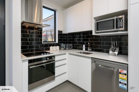 Photo of property in 74u6 Derwent Street, Island Bay, Wellington, 6023