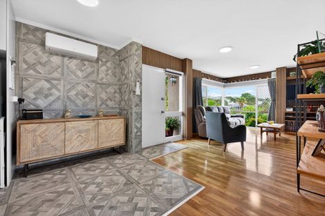 Photo of property in 29a Thorburn Avenue, Red Beach, 0932