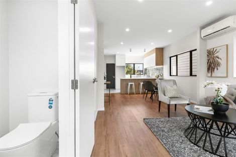 Photo of property in 105b Grove Road, Papakura, 2110