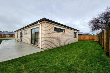 Photo of property in 12 Oldfield Lane, Marton, 4710