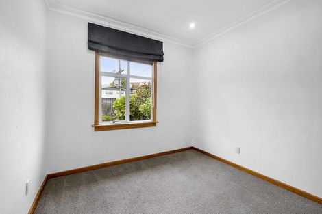 Photo of property in 60 Ballance Street, Lower Vogeltown, New Plymouth, 4310