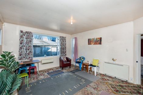 Photo of property in 102 Yaldhurst Road, Sockburn, Christchurch, 8042