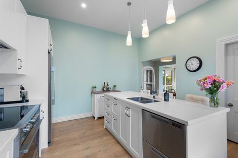 Photo of property in 6 Drivers Road, Maori Hill, Dunedin, 9010