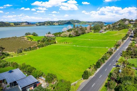 Photo of property in 106 Ridge Road, Mahurangi East, 0982
