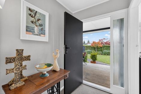 Photo of property in 9 Sandwich Road, St Andrews, Hamilton, 3200