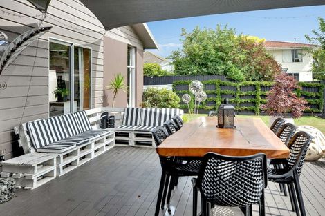 Photo of property in 11a Larch Place, Casebrook, Christchurch, 8051