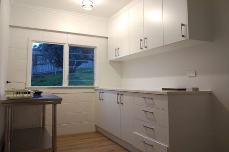 Photo of property in 129 Kia Ora Road, Beach Haven, Auckland, 0626