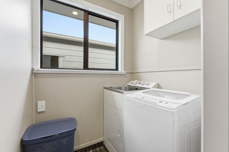 Photo of property in 114 Pahiatua Street, Hokowhitu, Palmerston North, 4410