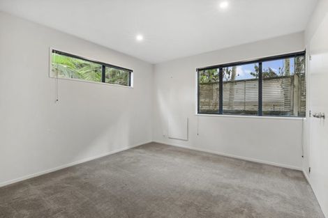 Photo of property in 2/24 Heathcote Road, Castor Bay, Auckland, 0620