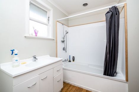 Photo of property in 97 Cameron Crescent, Masterton, 5810