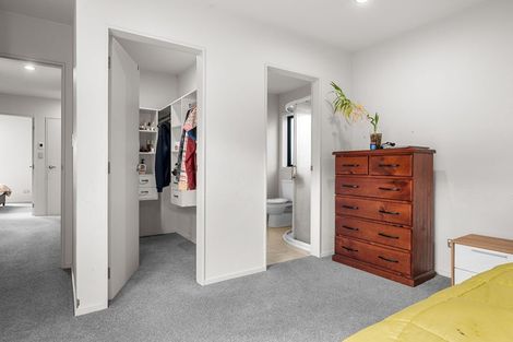 Photo of property in 2 Southbrook Close, Glenview, Hamilton, 3206