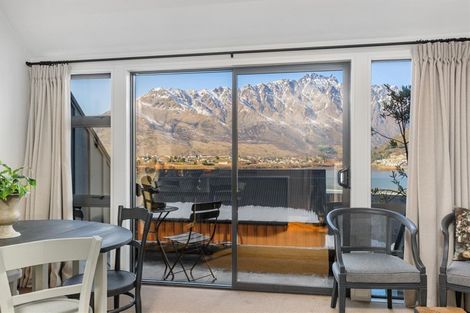 Photo of property in Marina Village, 10/10 Marina Drive, Frankton, Queenstown, 9300