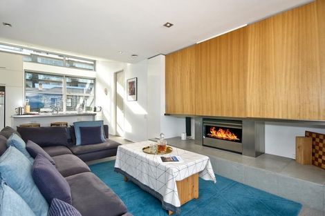 Photo of property in The Beeches Apartments, 7/60 Hallenstein Street, Queenstown, 9300