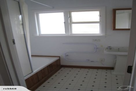 Photo of property in 209 Grahams Road, Burnside, Christchurch, 8053