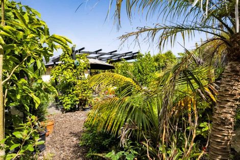 Photo of property in 2 Te Ara Karoiroa Road, 4374