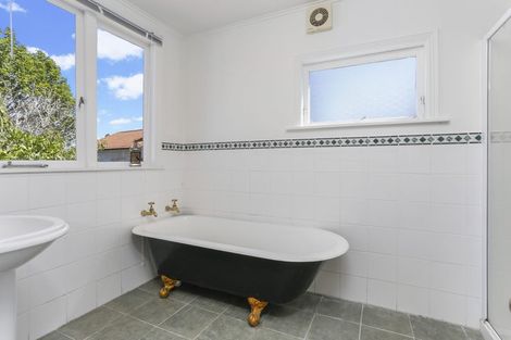 Photo of property in 1/29 Wolsley Avenue, Milford, Auckland, 0620