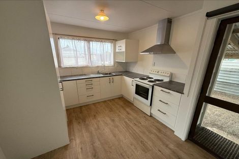 Photo of property in 35 Carson Street, Castlecliff, Whanganui, 4501