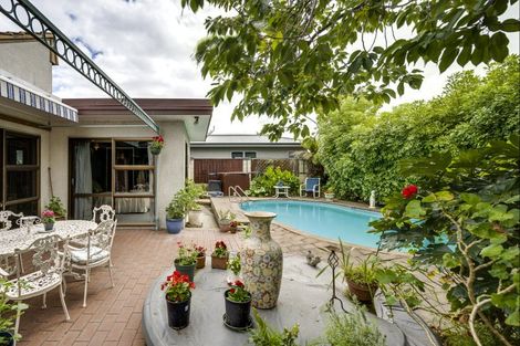 Photo of property in 110 Freyberg Avenue, Tamatea, Napier, 4112